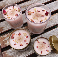 Load image into Gallery viewer, CHAMPAGNE STRAWBERRIES
