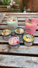 Load image into Gallery viewer, Decorative Soy Candle Making Workshop